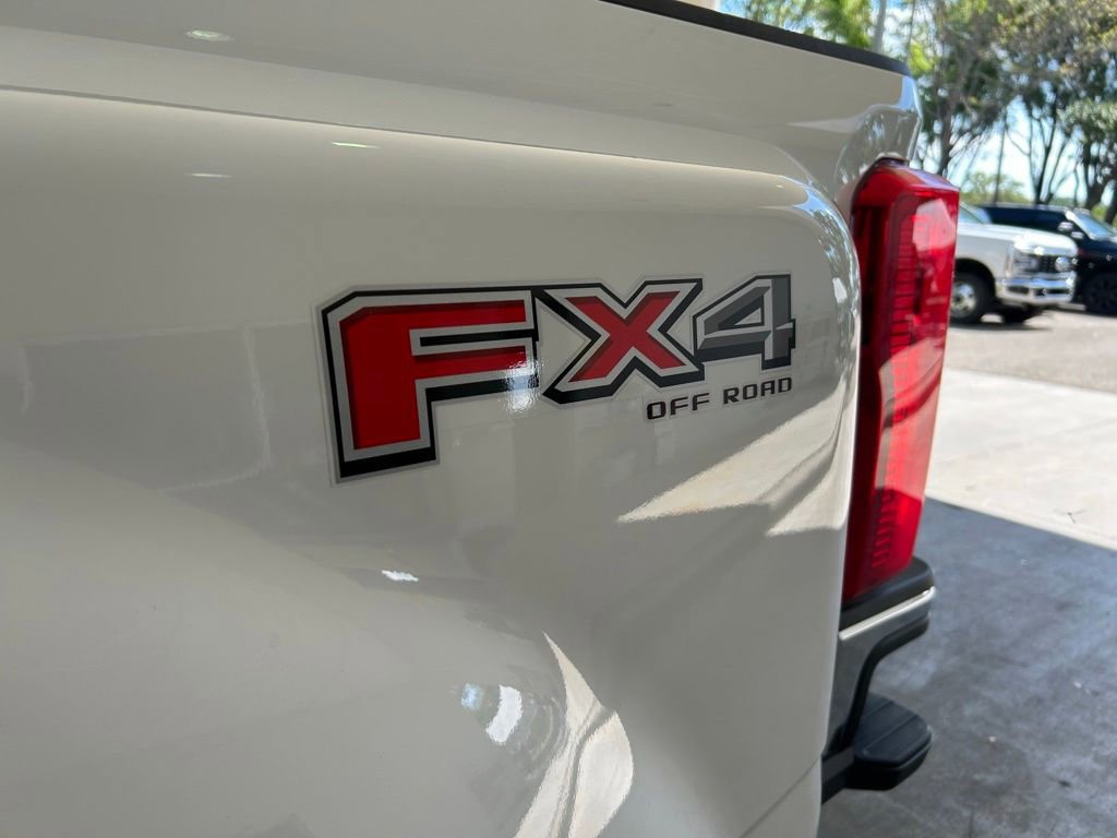 Used 2024 Ford F350 XLT w/ FX4 Off-Road Package AWD/4WD image 16