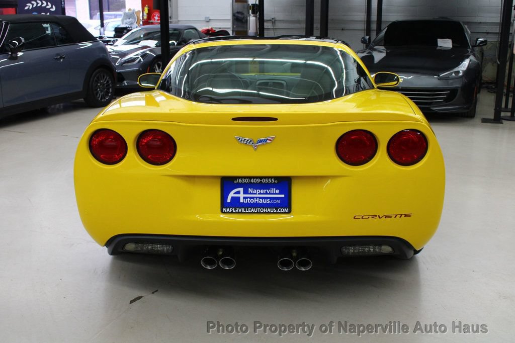 Used 2007 Chevrolet Corvette Coupe w/ Preferred Equipment Group RWD image 7