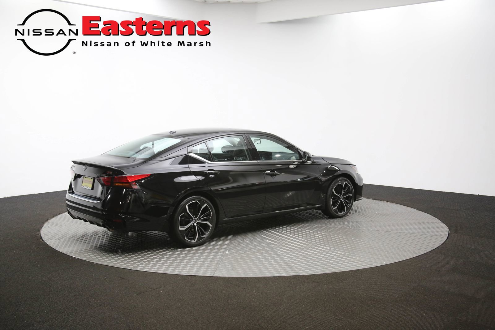 Used 2023 Nissan Altima 2.5 SR w/ SR Premium Package image 52