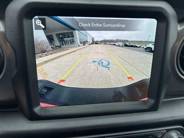 Used 2022 Jeep Gladiator Sport image 30