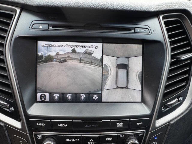 Used 2018 Hyundai Santa Fe Limited w/ Cargo Package image 64