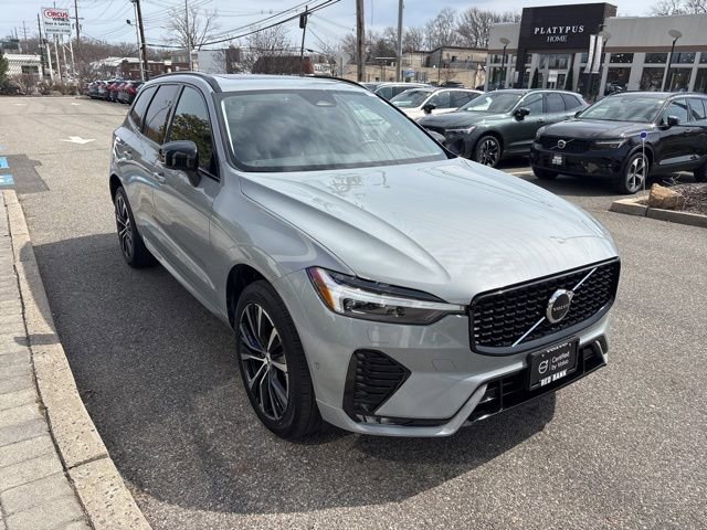 Used 2025 Volvo XC60 B5 Plus AWD/4WD image 7