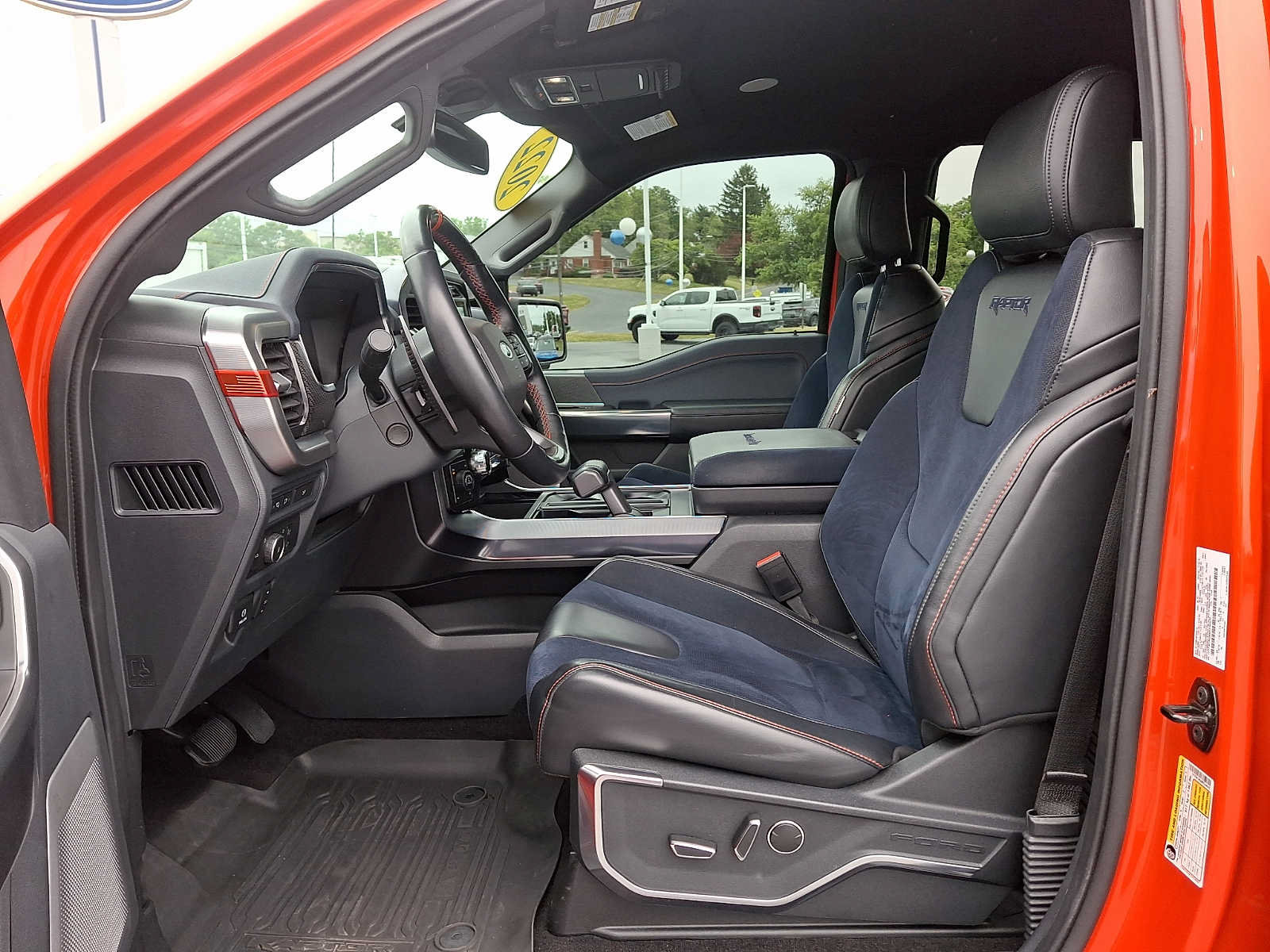 Certified 2022 Ford F150 Raptor w/ Equipment Group 801A High AWD/4WD image 13