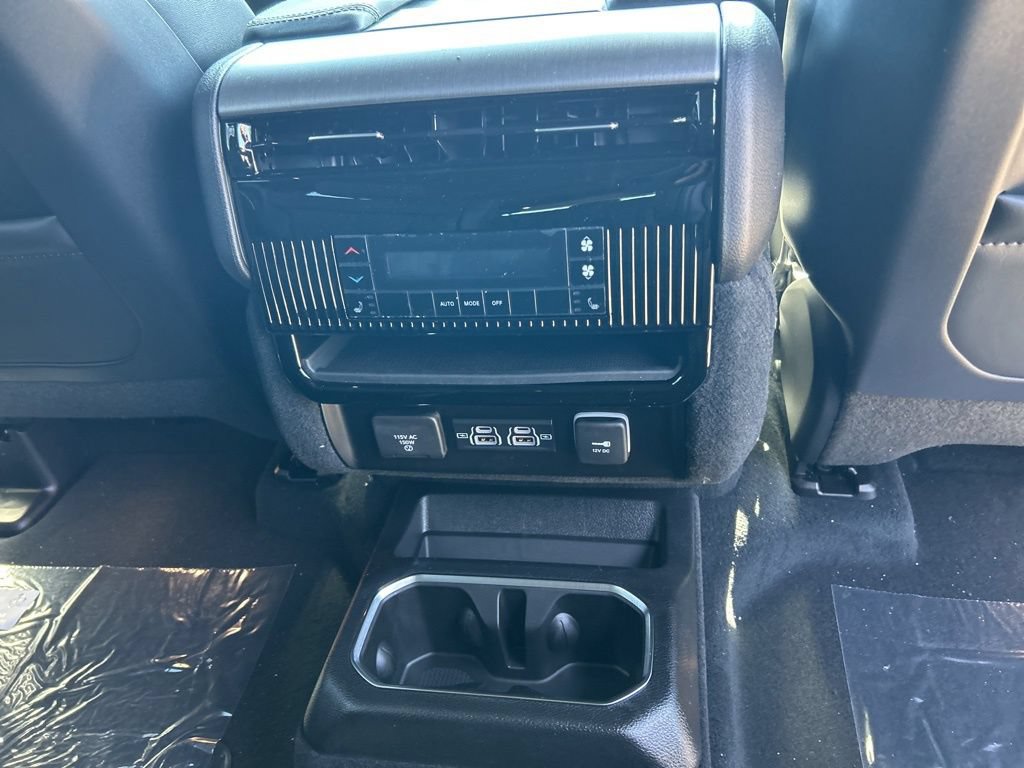 New 2026 Jeep Grand Wagoneer L Limited AWD/4WD image 28