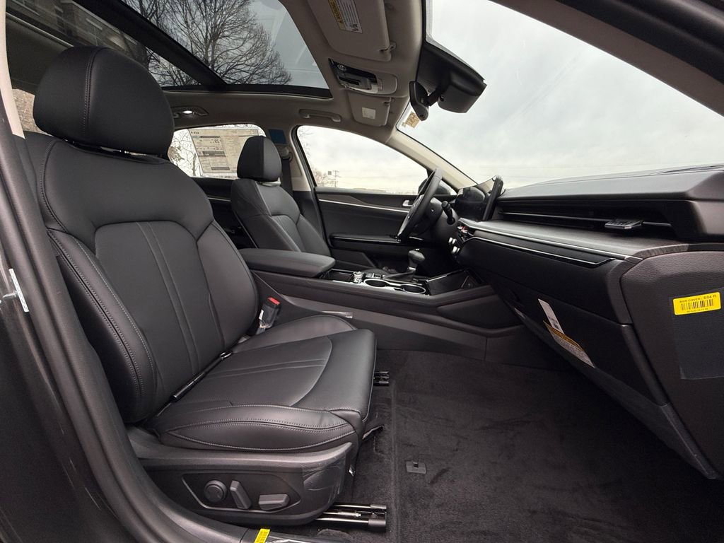 New 2026 Kia K5 EX image 27