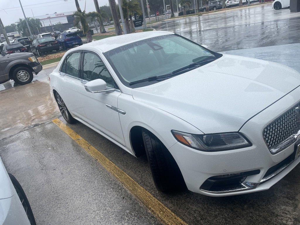 Used 2020 Lincoln Continental w/ Premium Package image 11