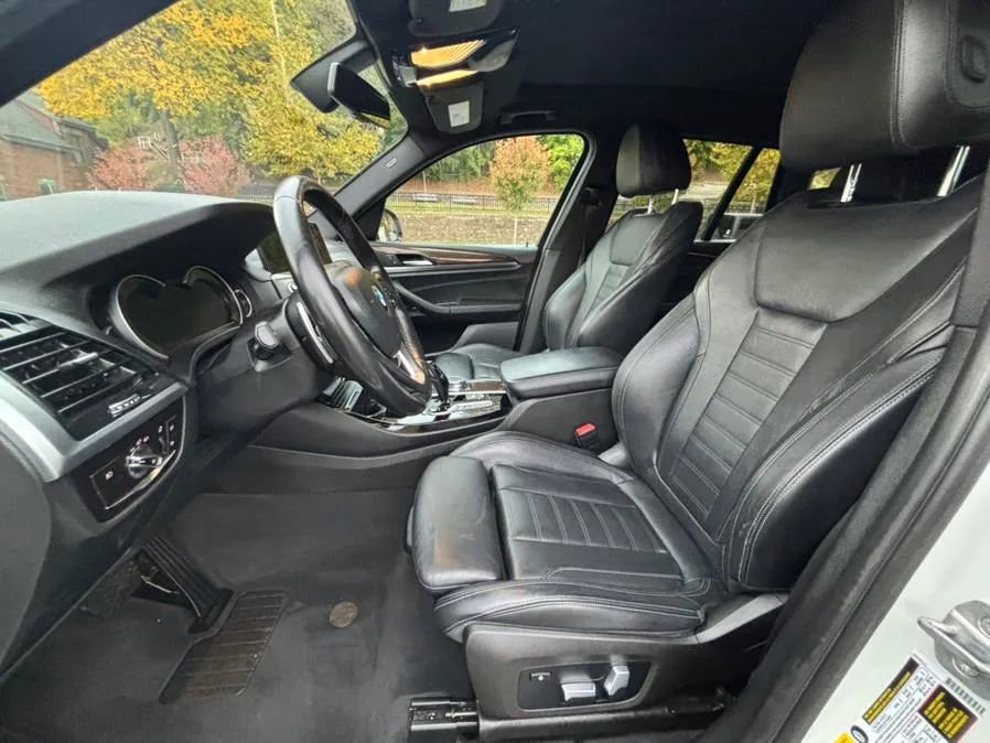 Used 2018 BMW X3 xDrive30i image 12