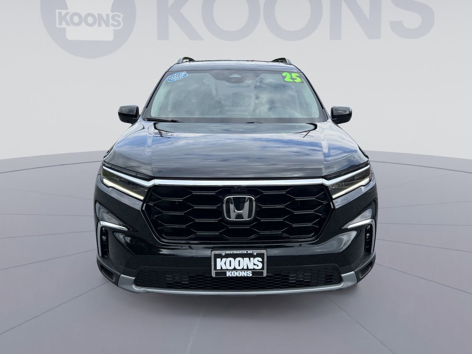 Used 2025 Honda Pilot Elite image 11