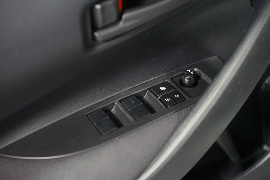 Certified 2023 Toyota Corolla LE image 28