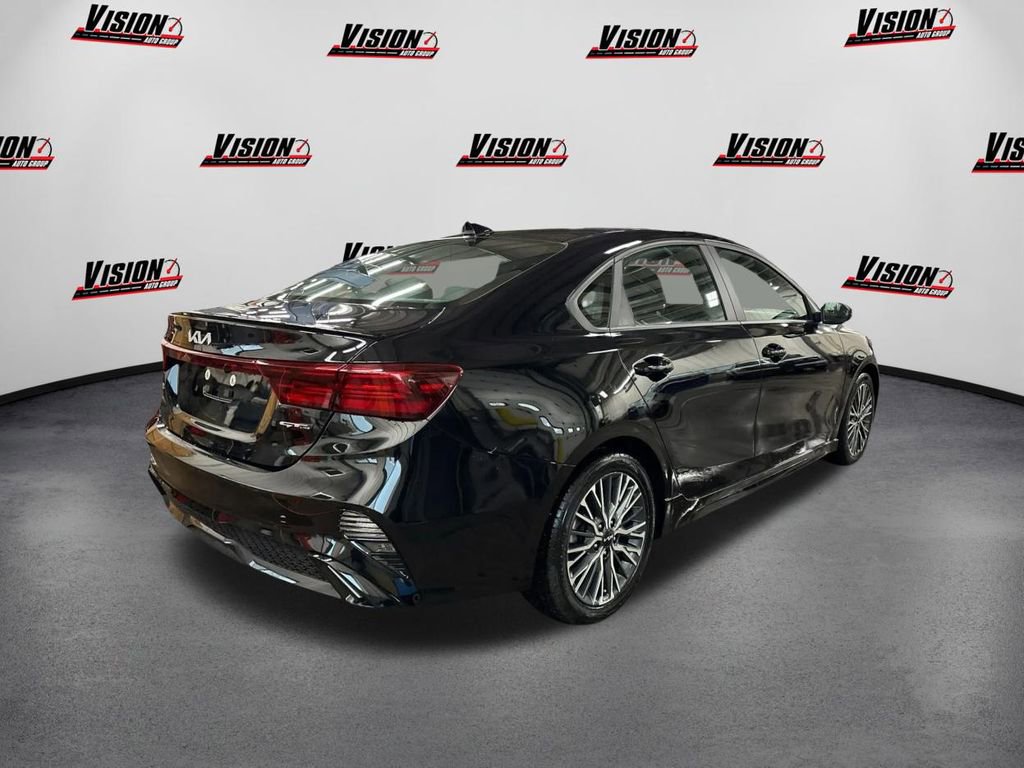 Certified 2023 Kia Forte GT-Line image 5