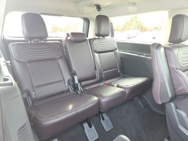 New 2025 Ford Expedition Max Platinum w/ Platinum Ultimate Package image 32