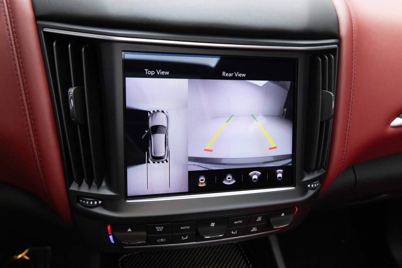 Used 2021 Maserati Levante S GranSport AWD/4WD image 36