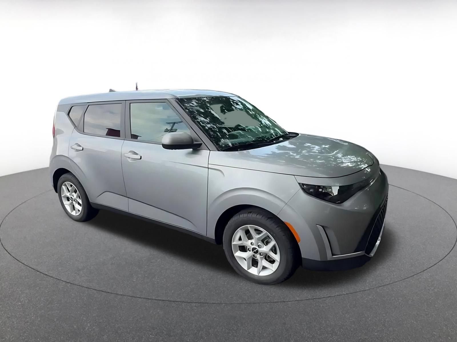 Used 2025 Kia Soul LX w/ LX Technology Package FWD video 2