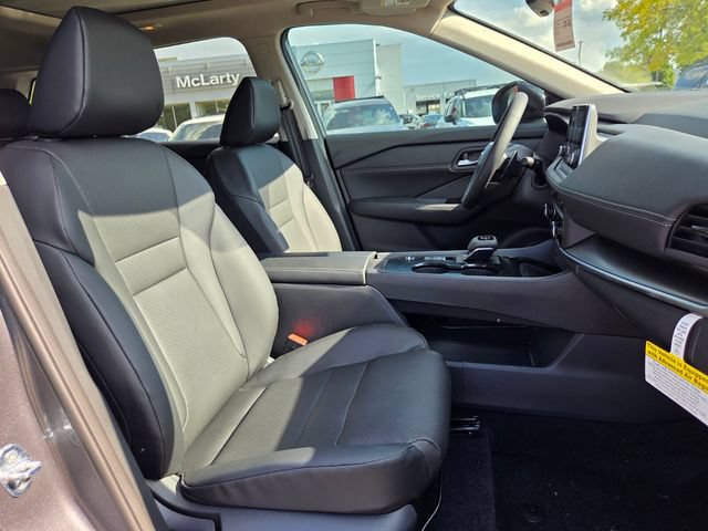 New 2026 Nissan Rogue Dark Armor FWD image 14