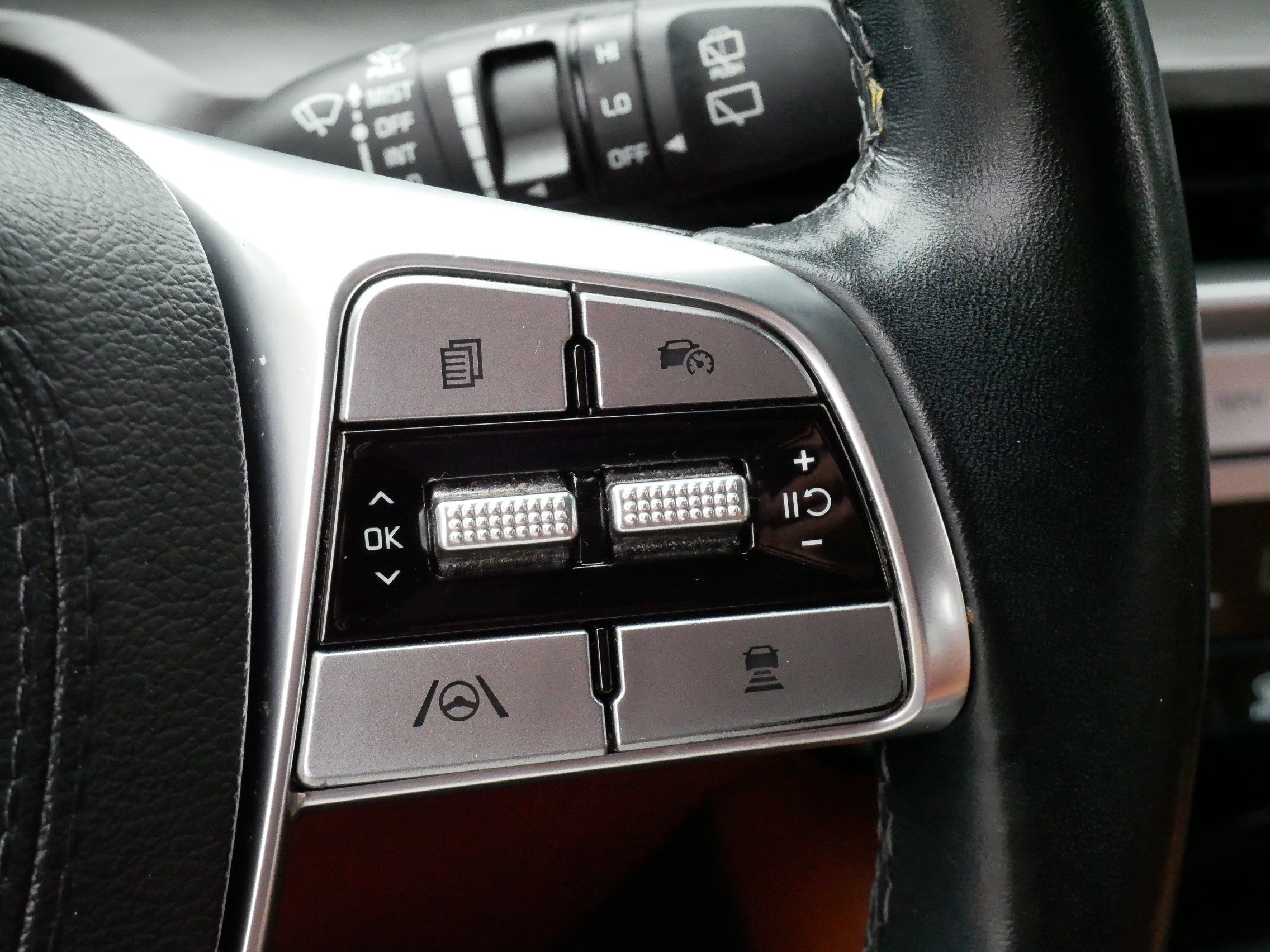 Used 2024 Kia Telluride EX X-Line AWD/4WD image 29