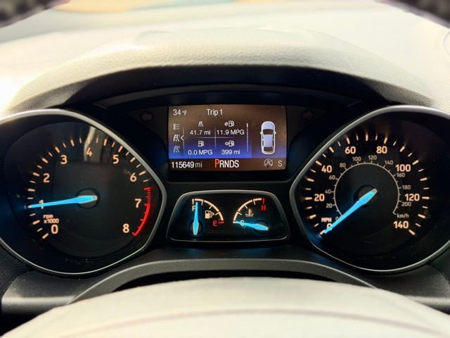 Used 2017 Ford Escape Titanium image 9