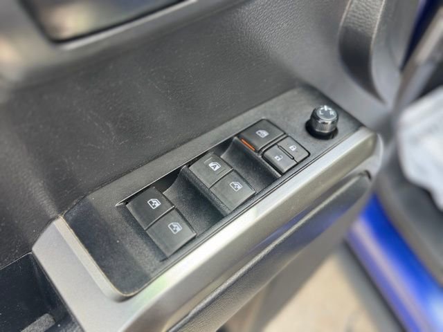 Used 2022 Toyota Tacoma SR5 RWD image 9