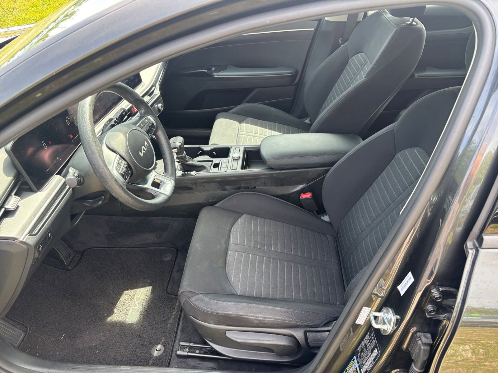 Used 2025 Kia K5 LXS FWD image 28
