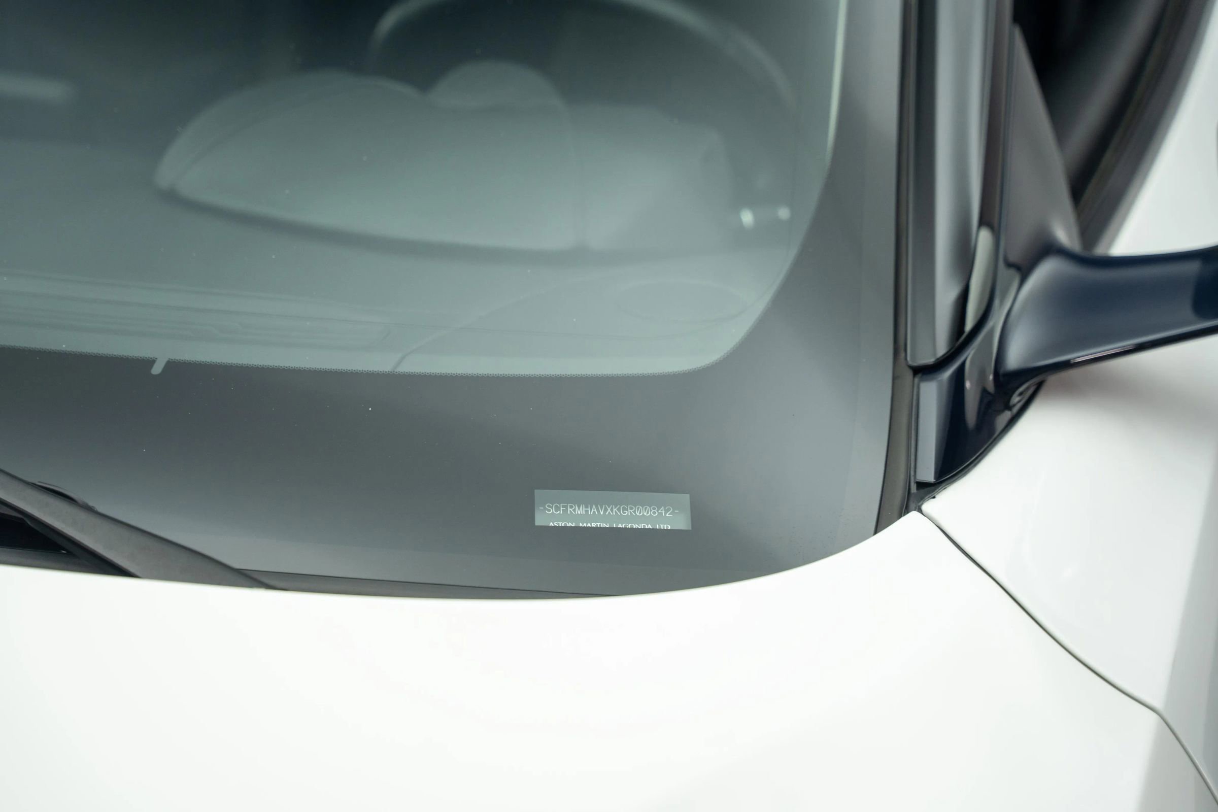Used 2019 Aston Martin DBS Superleggera image 17