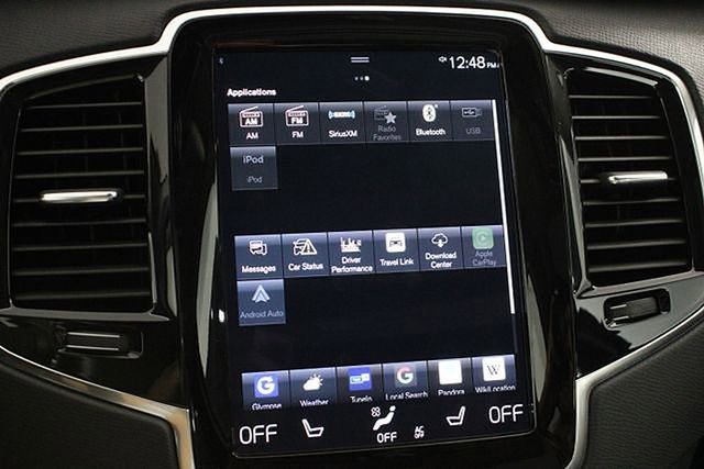 Used 2021 Volvo XC90 T6 Momentum w/ Protection Package Premier image 38