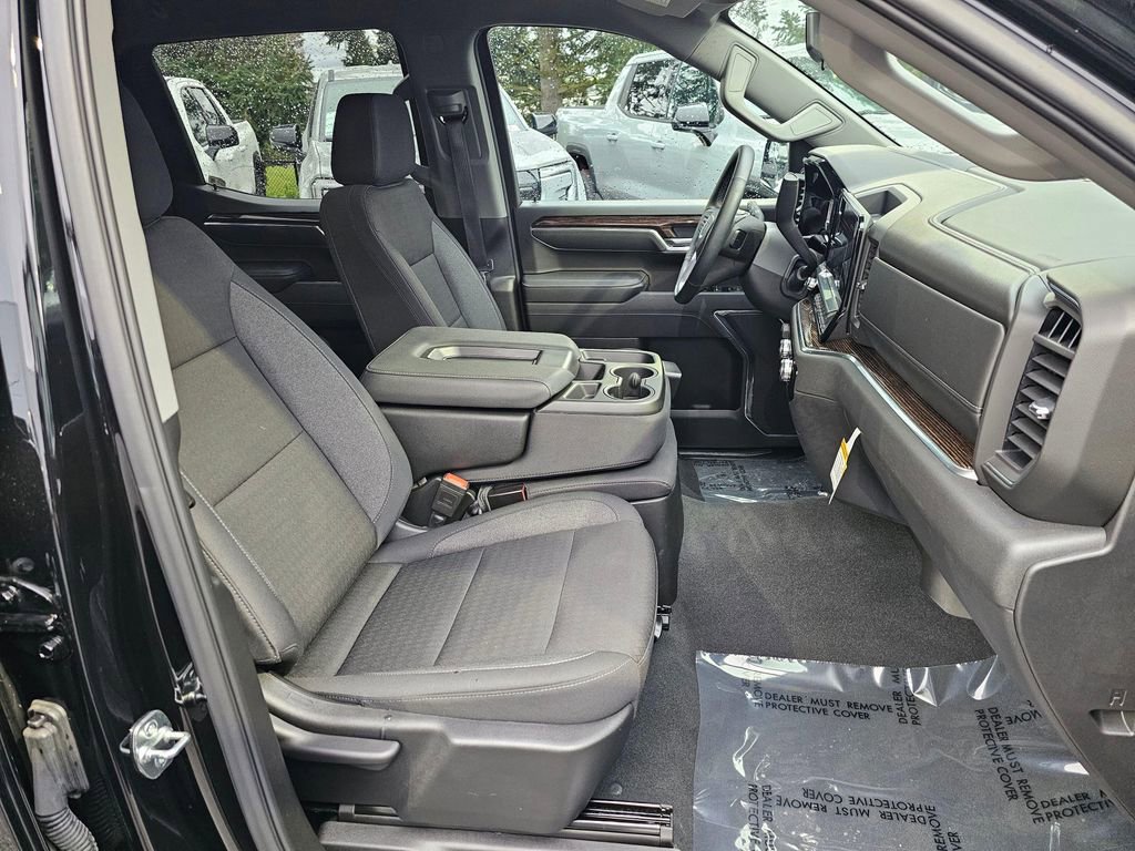 Used 2025 GMC Sierra 1500 Elevation image 11