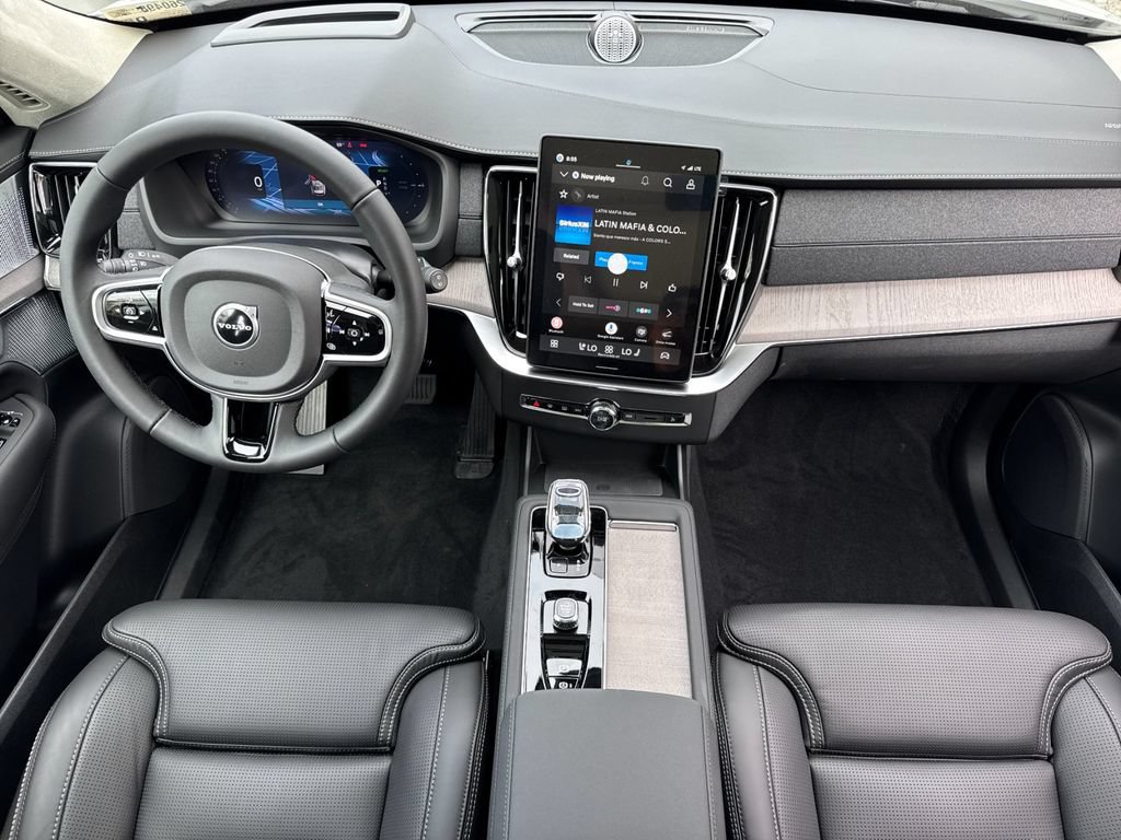 New 2026 Volvo XC90 T8 Ultra w/ Lounge Package AWD/4WD image 12