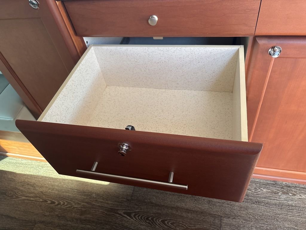 Used 2016 Mercedes-Benz Sprinter 3500 image 42