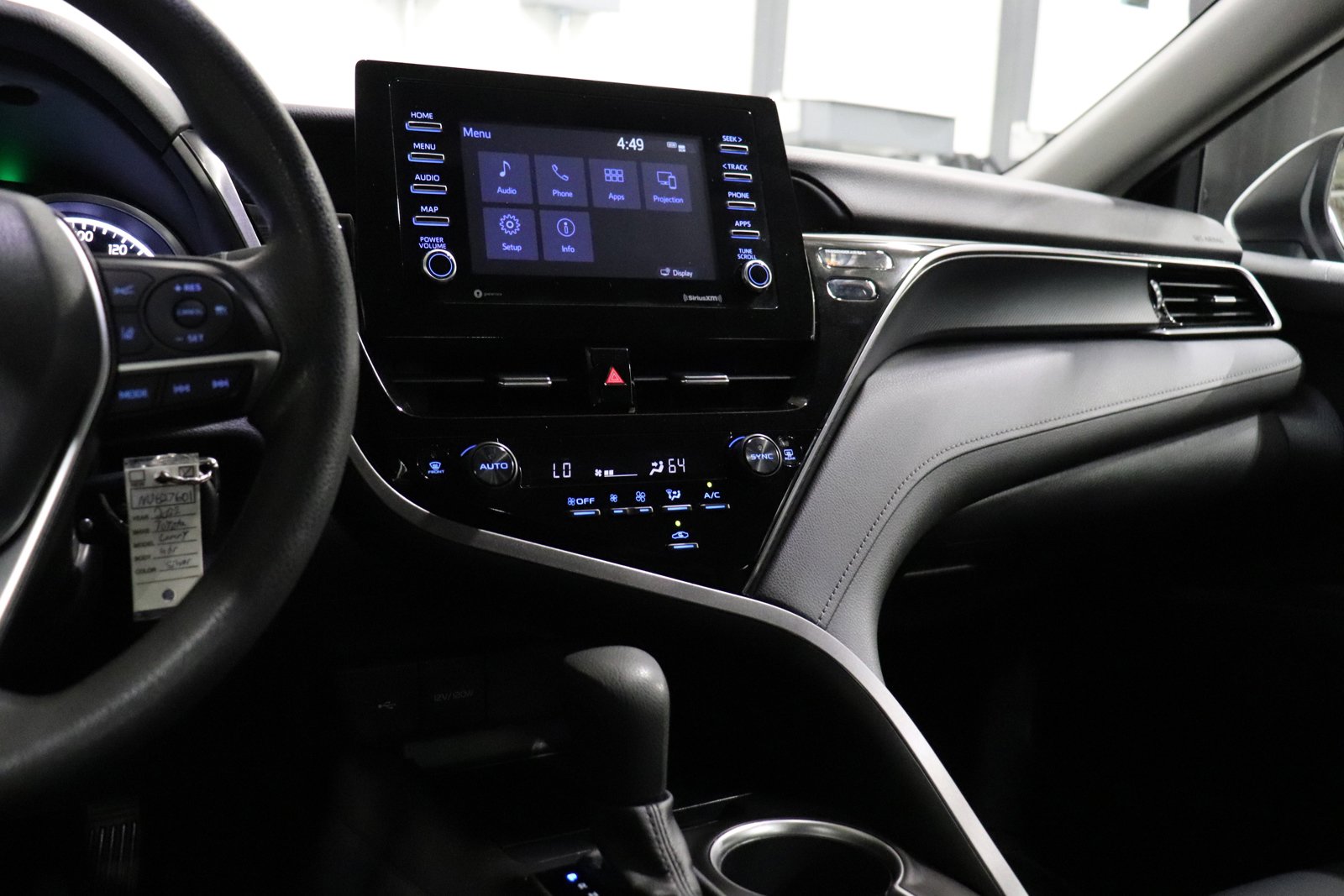 Used 2022 Toyota Camry LE image 33