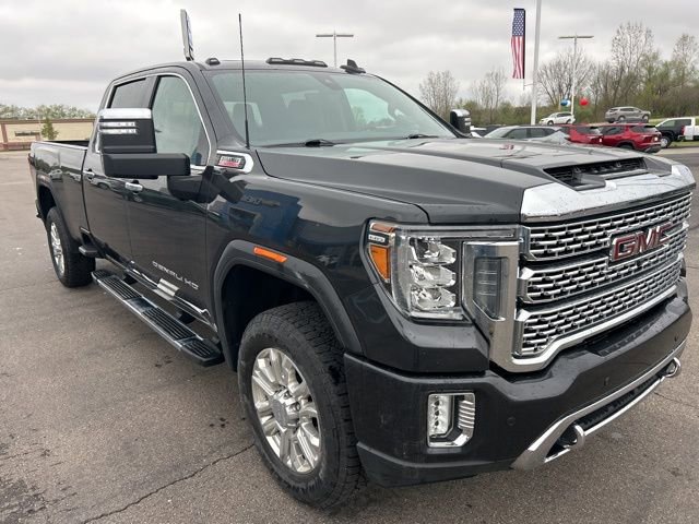 Used 2020 GMC Sierra 3500 Denali w/ Denali Ultimate Package AWD/4WD image 3