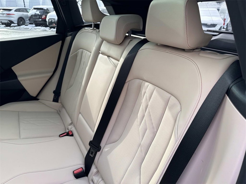 Used 2025 BMW X3 xDrive30i w/ M Sport Package image 14