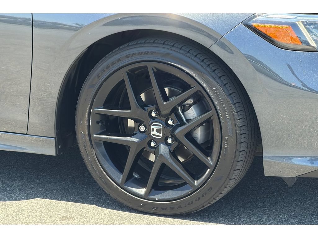 Used 2025 Honda Civic Sport image 29