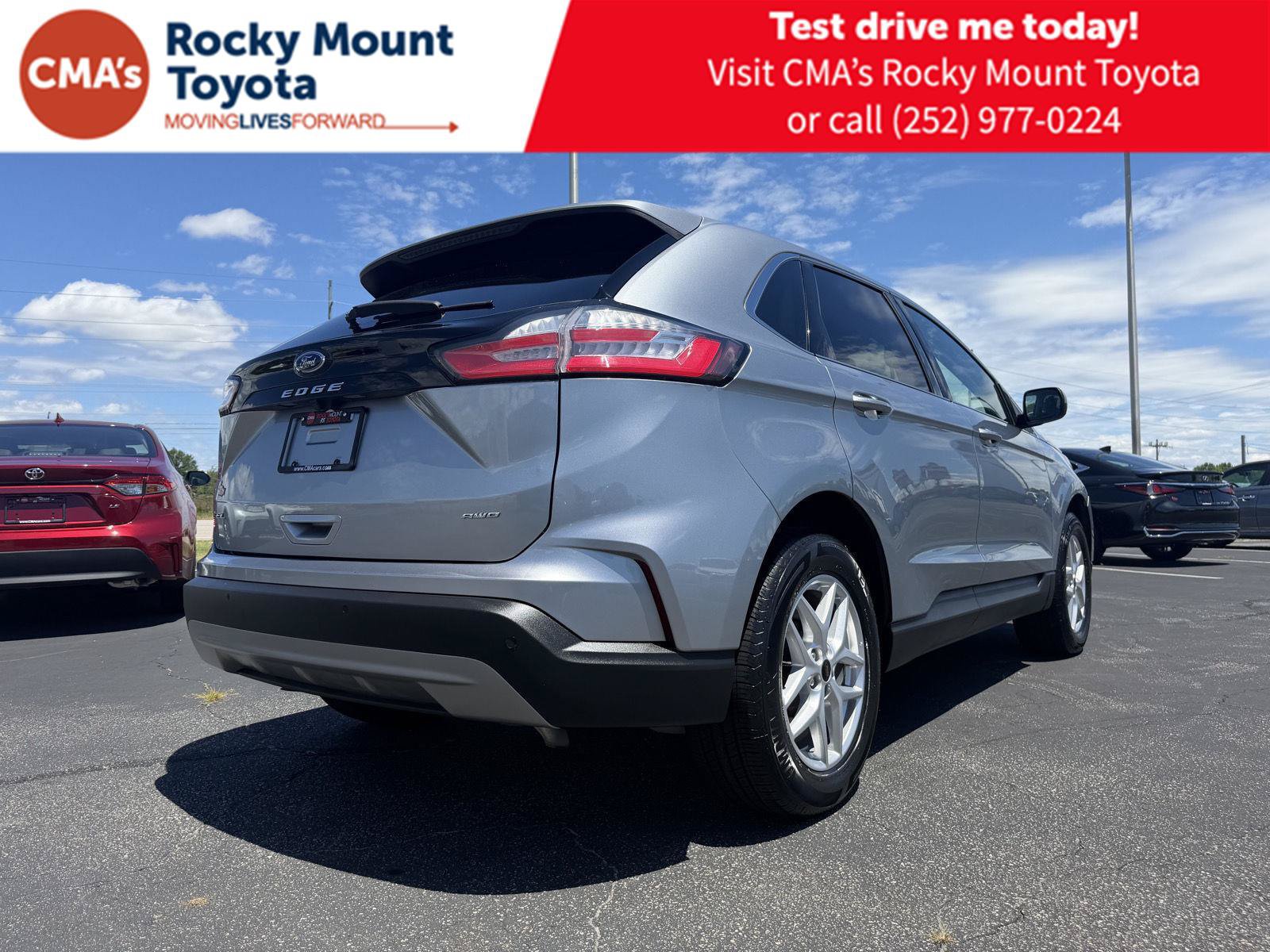 Used 2024 Ford Edge SEL AWD/4WD image 7