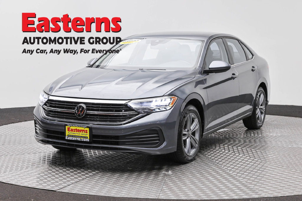 Used 2024 Volkswagen Jetta SE