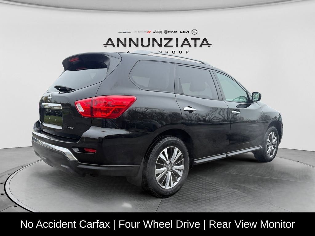 Used 2018 Nissan Pathfinder S image 5