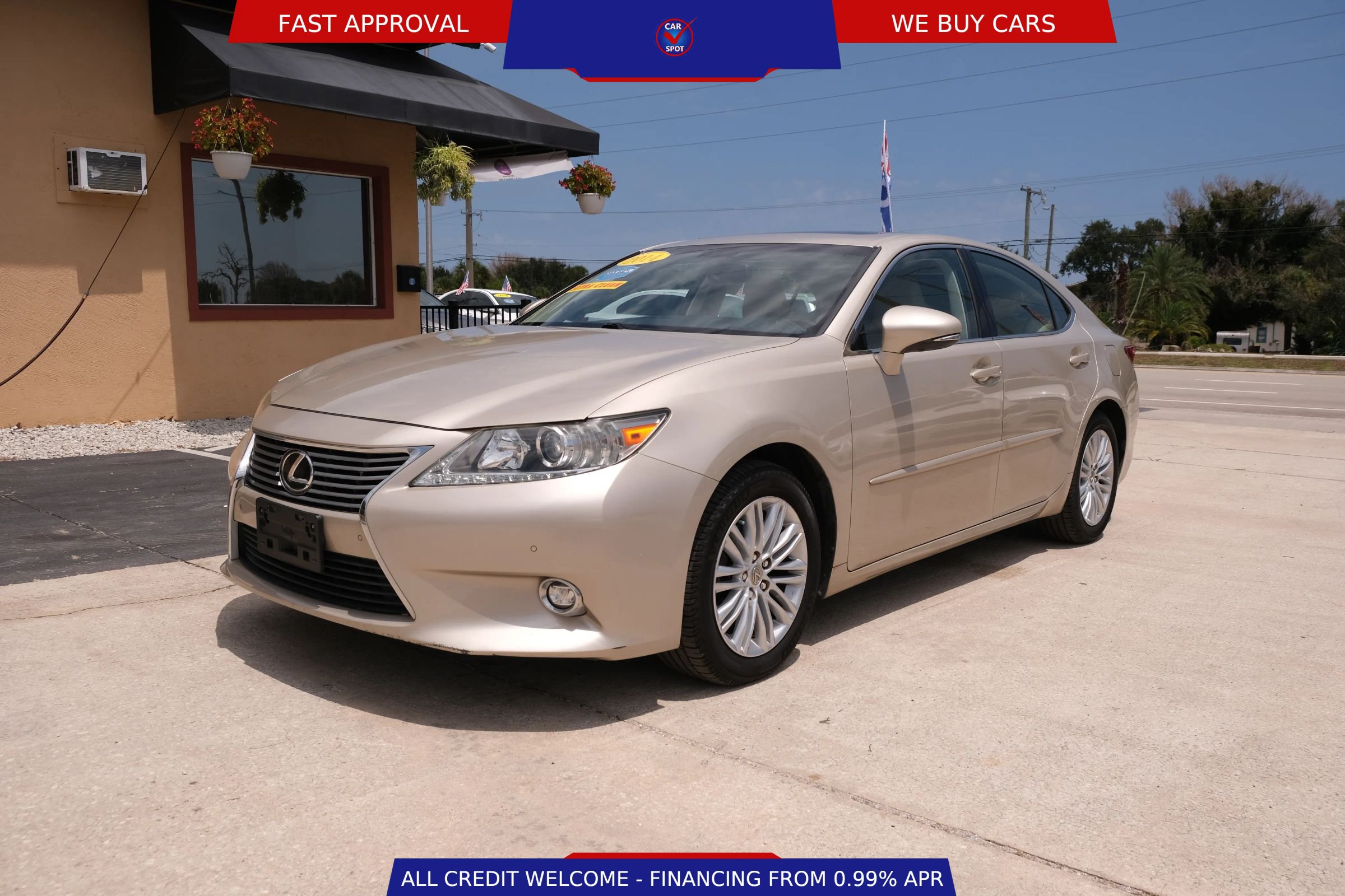 Used 2014 Lexus ES 350 w/ Luxury Package FWD image 1