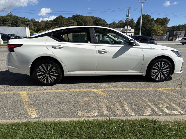 New 2026 Nissan Altima 2.5 SV AWD/4WD image 9