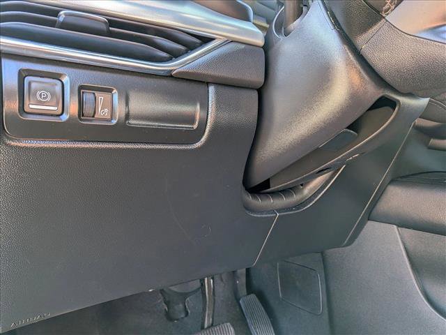 Used 2023 Cadillac XT4 Premium Luxury AWD/4WD image 16