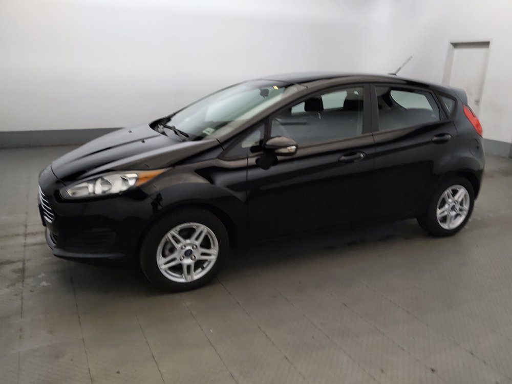 Used 2018 Ford Fiesta SE w/ Cold Weather Package FWD image 2