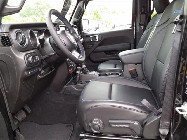 New 2023 Jeep Wrangler Unlimited Rubicon 4xe w/ Cold Weather Group image 14