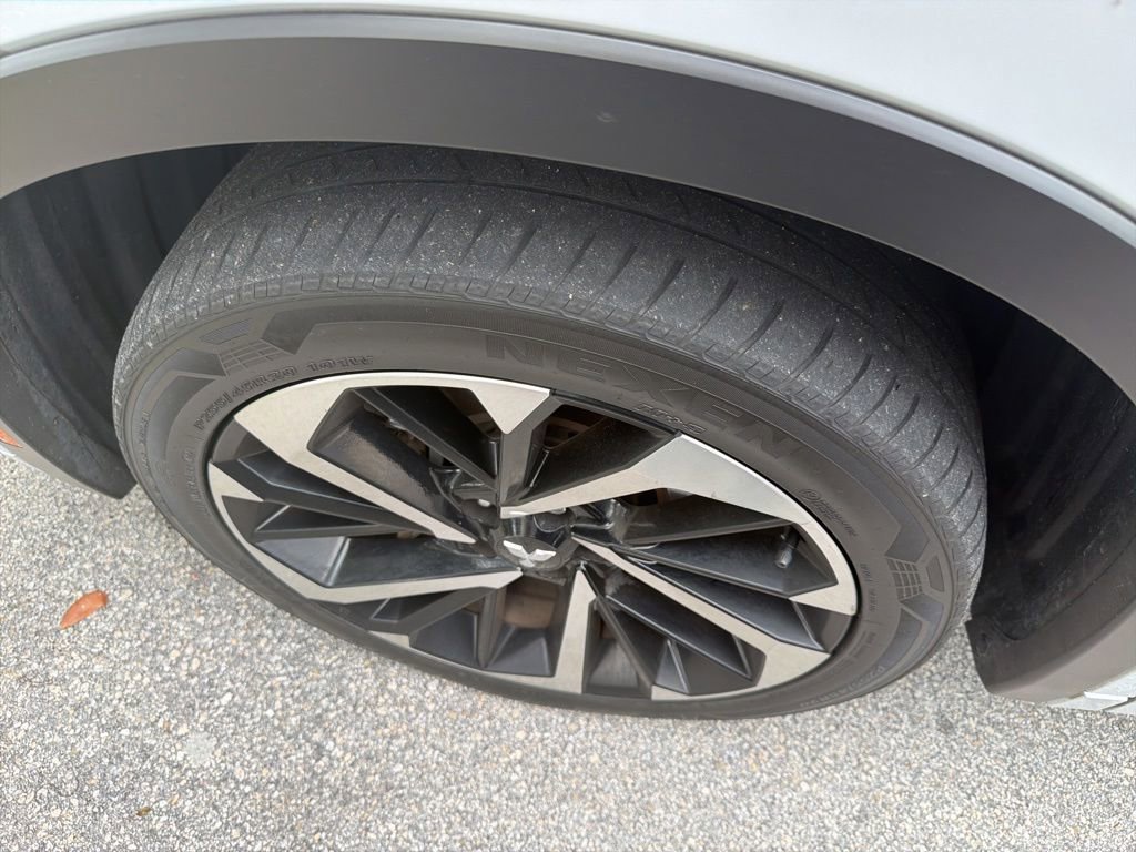 Used 2024 Mitsubishi Outlander SEL FWD image 9