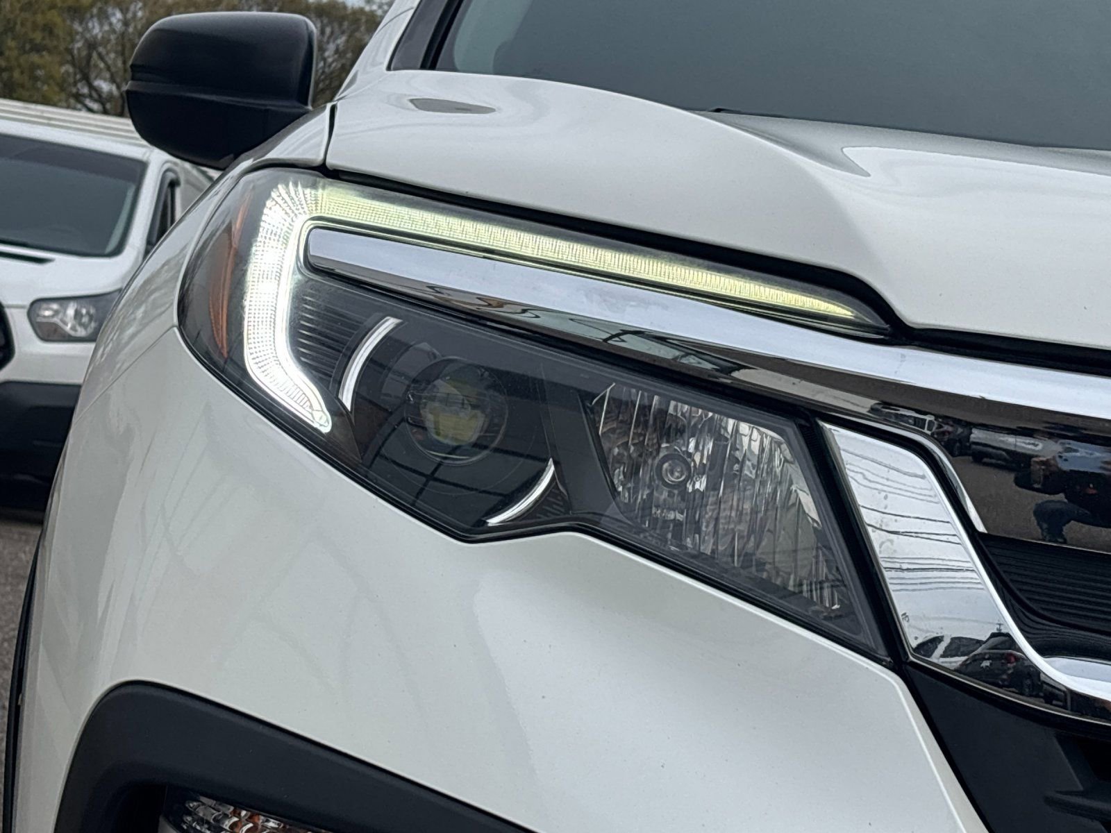 Used 2019 Honda Pilot LX image 29