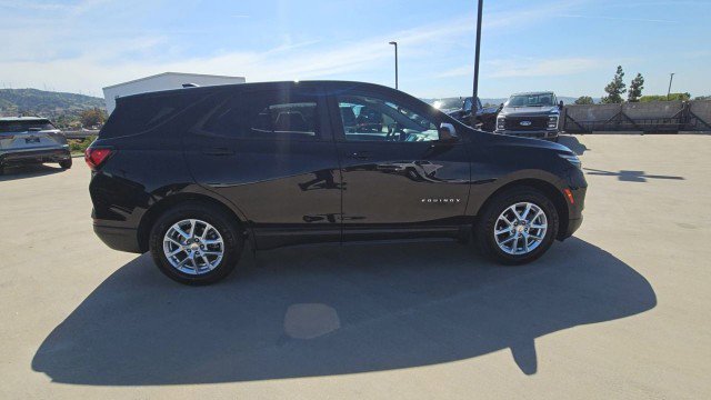 Used 2023 Chevrolet Equinox LS w/ LS Convenience Package FWD image 9