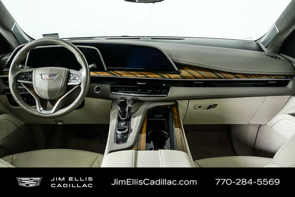 Used 2023 Cadillac Escalade Premium Luxury Platinum AWD/4WD image 21