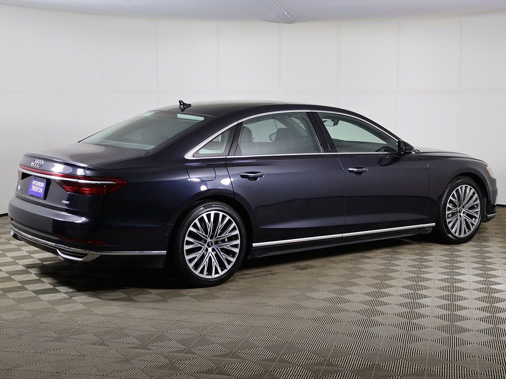 Used 2021 Audi A8 L 3.0T w/ Executive Plus Package image 14