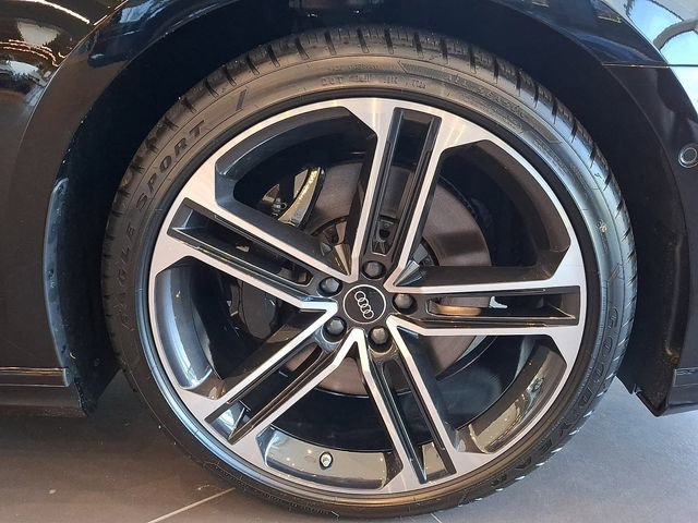 New 2026 Audi A8 L 3.0T image 5