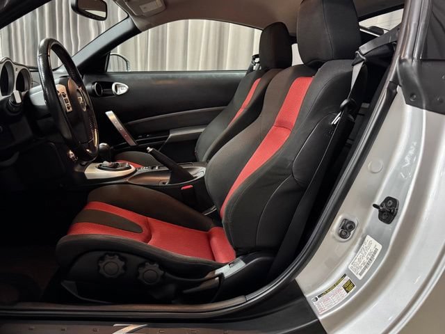 Used 2007 Nissan 350Z NISMO RWD image 22