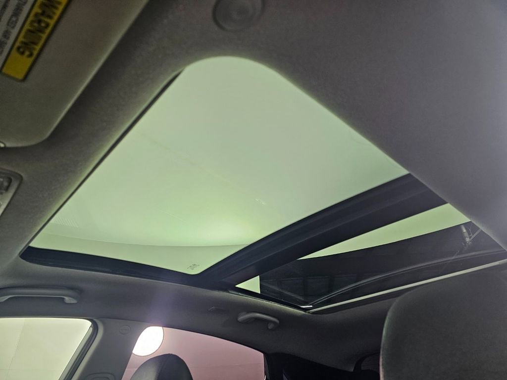 Used 2013 Hyundai Elantra GT w/ Style Pkg image 19