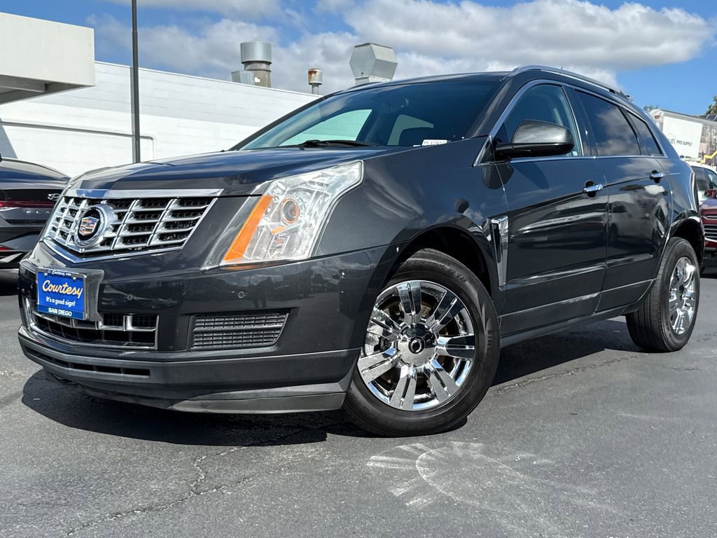 Used 2016 Cadillac SRX Luxury FWD image 2