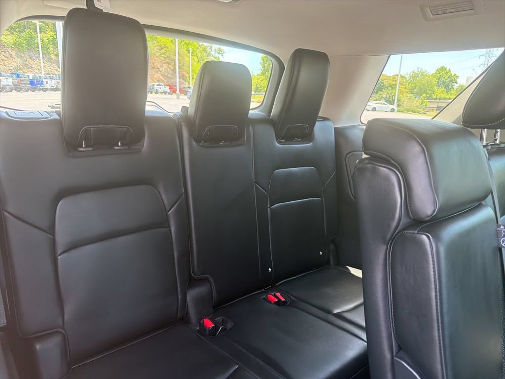 New 2026 Nissan Pathfinder SL AWD/4WD image 16