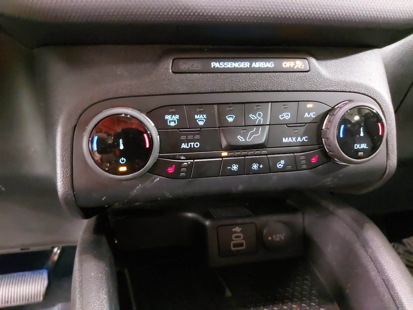 Used 2024 Ford Bronco Sport Outer Banks w/ Tech Package image 23